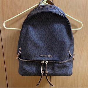 MICHAEL KORS Rhea Medium Backpack